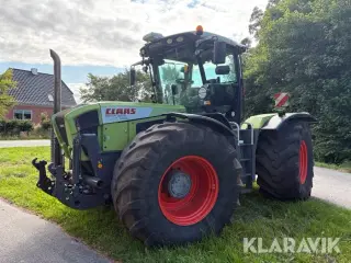 Traktor Claas Xerion 3800 Trac