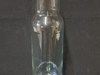 Saftflasker med låg 0,75 l.