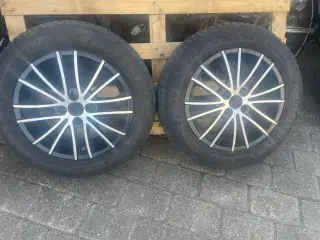 Alufælge med dæk 