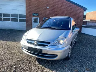 Citroën C8 2,0 i 16V Prestige 138HK