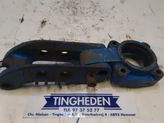 Ford 7710 Topstang Beslag D3NNN759A