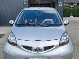 Totota Aygo 1,0 5 døre HB AUT 