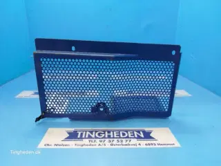 Ford 6610 Grill L. 82007478