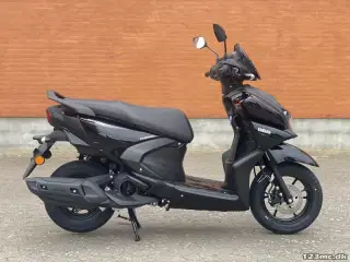 Yamaha RayZR