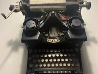 Royal skrivemaskine  - dekorativ/samling