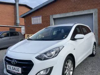 Super flot og velkørende familiebil 🚘