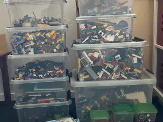 Lego blandet + figurer + samlevejledninger