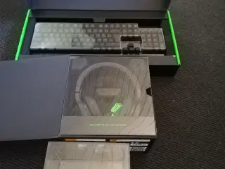 Razer tastatur, headset og mus