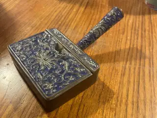 Cigaret holder eller askebære