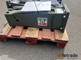 - - - Knusnings- og sorteringsudstyr Tecna 25 -35 L min. Hydraulik hammer
