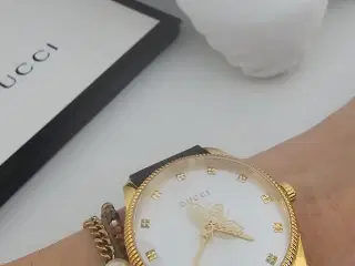 18k guld. Gucci G Timeless - YA1265023.Med garanti