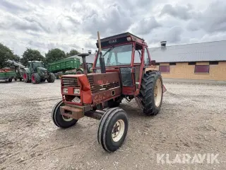 Traktor Fiat 880