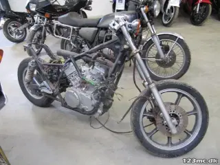 KAWASAKI