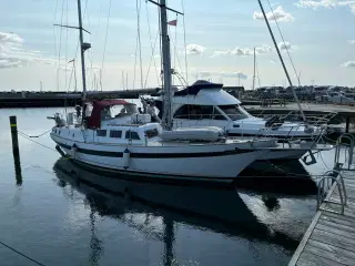 Triton 36