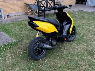Yamaha jog R