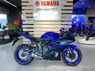 Yamaha YZF R7