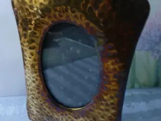 Flot Hammerslået Messing ramme M/Glas