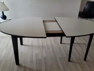 Spisebord (Skovby)