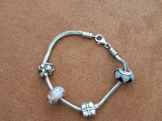 Pandora armbånd 