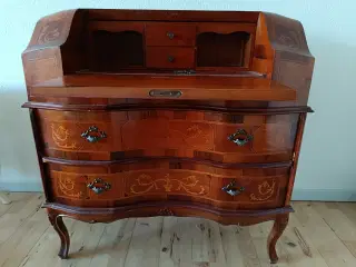 Chatol antik teak