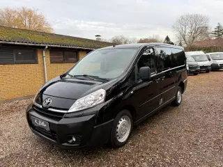 Proace med alt i udstyre 