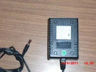 Strømforsyning 30Vdc 0,5A Skynet AC/DC Adapter