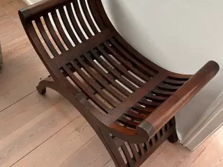 Bænk i hårdtræ