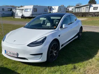 Tesla 3  . Årg. 2020