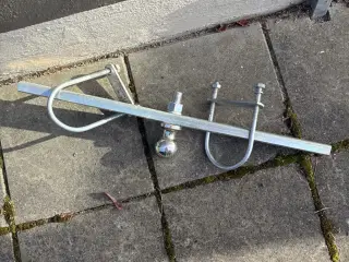 Bom til cykelstativ