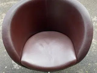 2 stk Stokke lænestole. drejer 360 grader