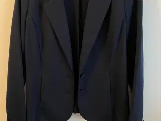 Kort mørkeblå jakke