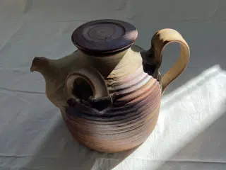 Unika tepotte i keramik