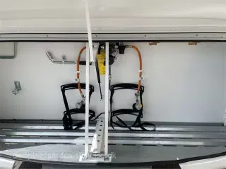 2022 - Adria Adora 522 UP   Adria og Isabella i perfekt parløb!