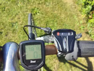 MBK herrecykel med 8 gear.