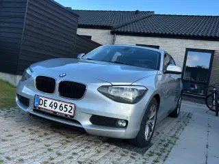 Luksuriøs BMW 116D automatgearet 