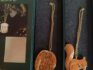 Georg Jensen Golden Christmas Valnød og Egern 2004