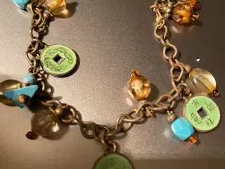Kønt armbånd
