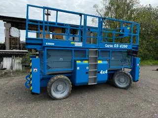 Genie GS-4390 Sakselift - Upcyclet, nymalet