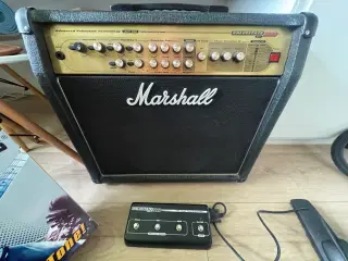 Mega fed forstærker + pedal board