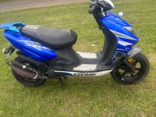 Scooter keeway f-act