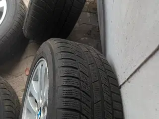 Bmw fælge med vinterdæk 