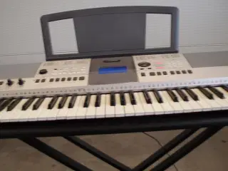 YAMAHA keyboard PSR-E-413 