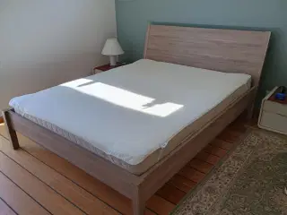 Dobbeltseng, IKEA