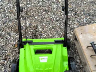 Garden plænelufter/ - mosfjerner model 77793