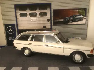 1:18 Mercedes W123 Stationcar