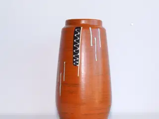 Vintage vase fra Bay Keramik nr. 635-25