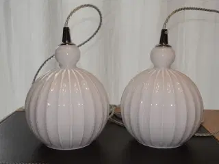 2 stk. flotte Ball Ball pendler fra Halo design