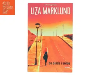 En Plads I Solen af Liza Marklund (Bog)