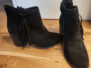 Sort støvler 