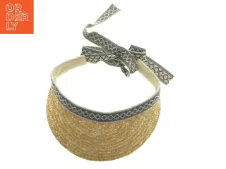 Flettet solhat med bindebånd (str. 27 x 22 cm)